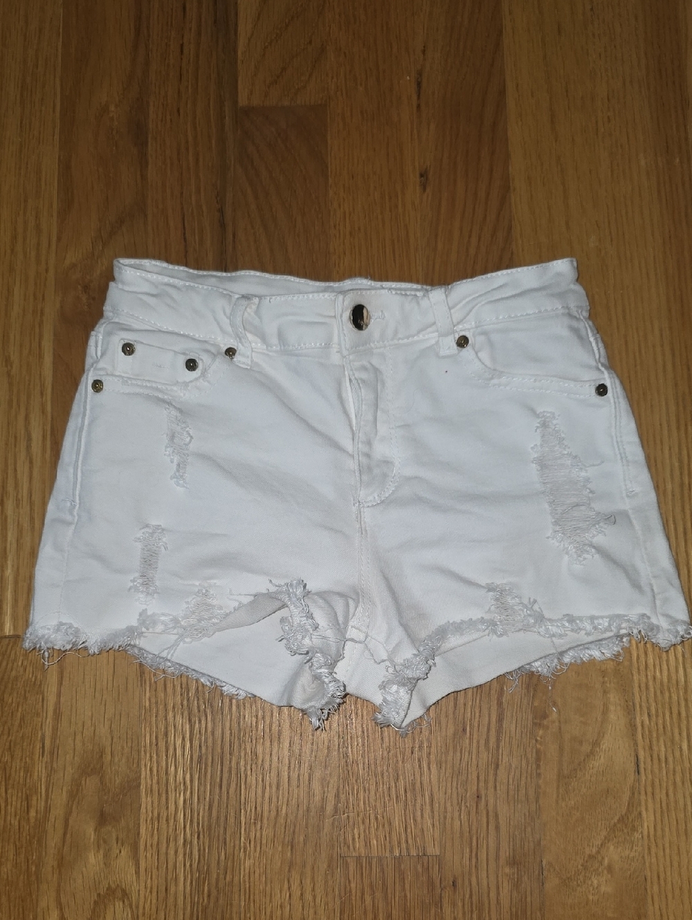 Tractr White Distressed Frayed Hem Denim Shorts